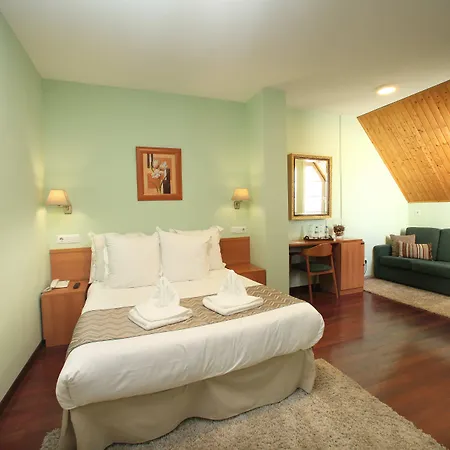 Hotel Ribeira Sacra 3*