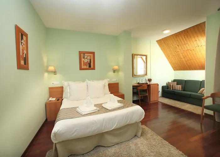 Hotel Ribeira Sacra 3*